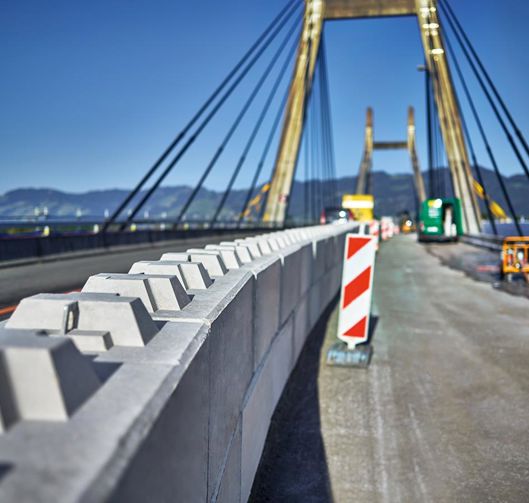 swissblocks-bruecke-cmyk-coated